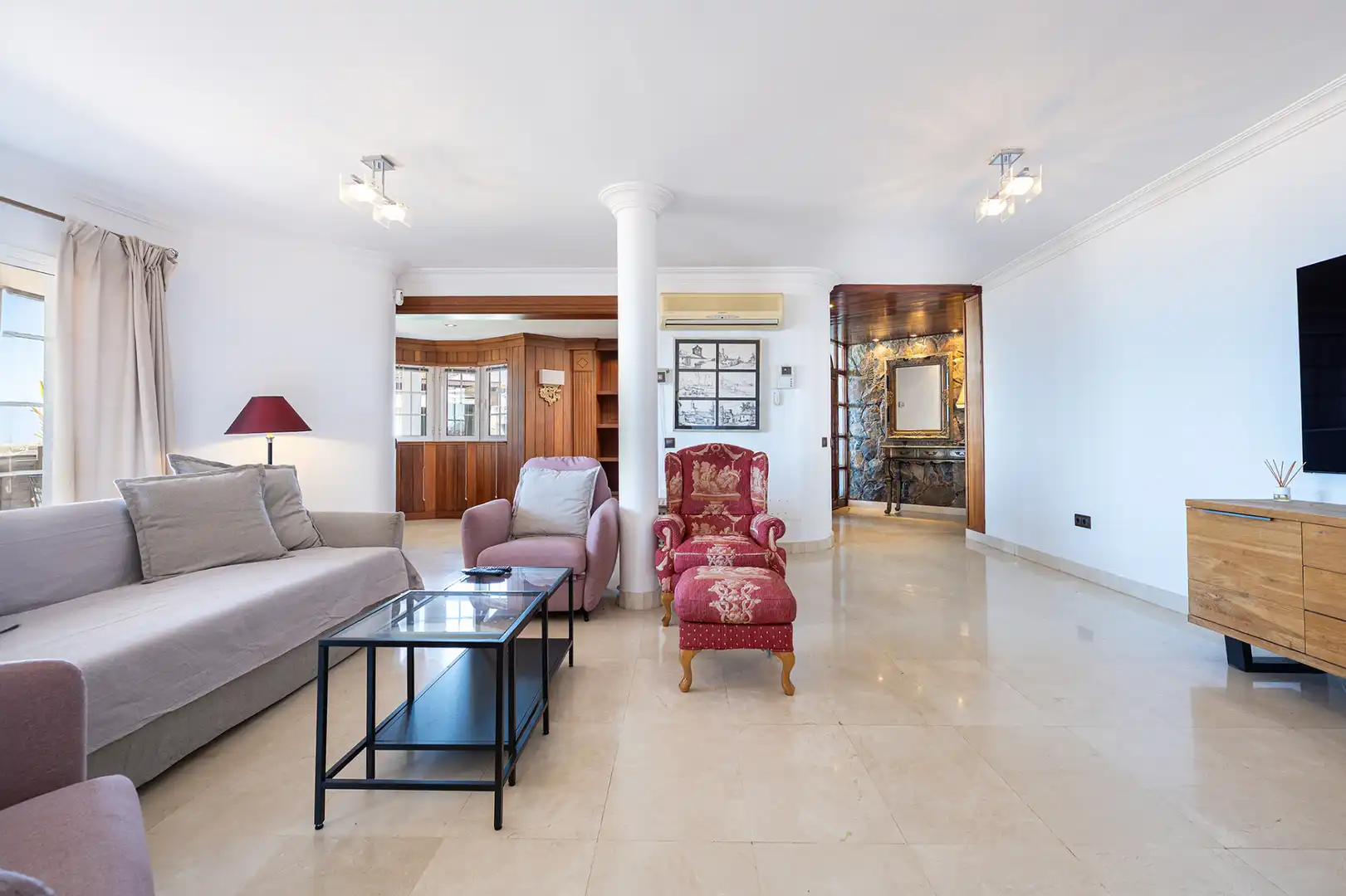 Sala de estar de Casa o chalet en venta en San Bartolomé de Tirajana con Aire acondicionado, Jardín privado y Terraza