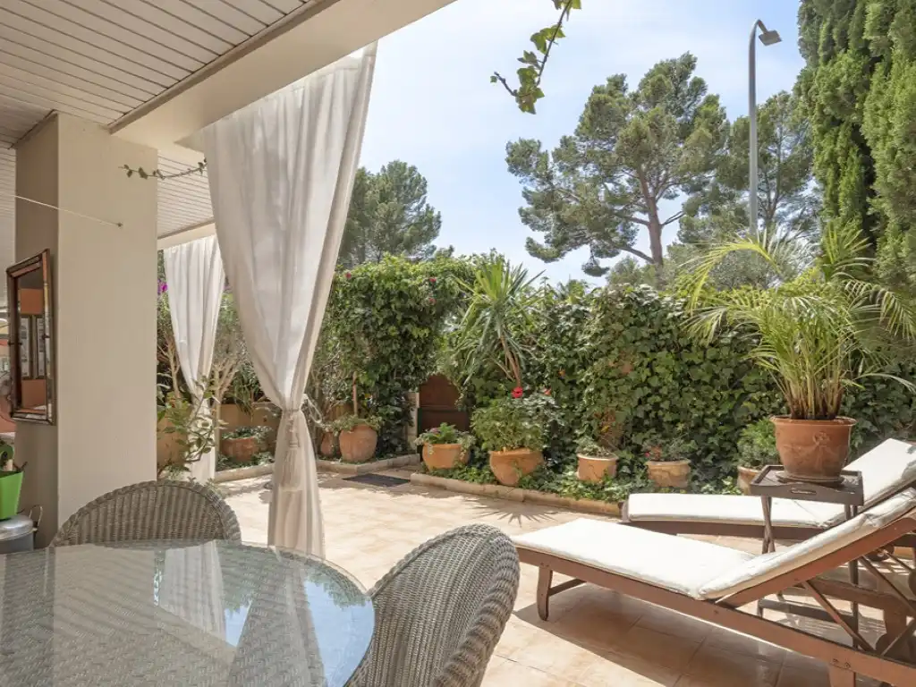 Mini appartamento con terrazza in vendita a Portals Nous, imagen 2