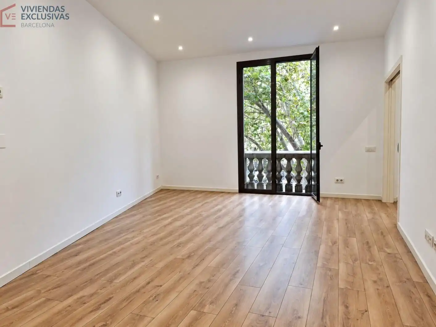 Dormitori de Oficina de lloguer en Eixample