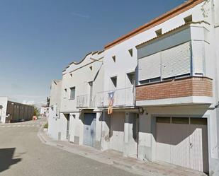 Vista exterior de Casa adosada en venda en Vila-sana amb Terrassa