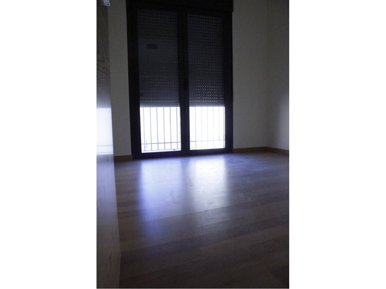 Dormitori de Apartament en venda en Caudete amb Calefacció i Traster