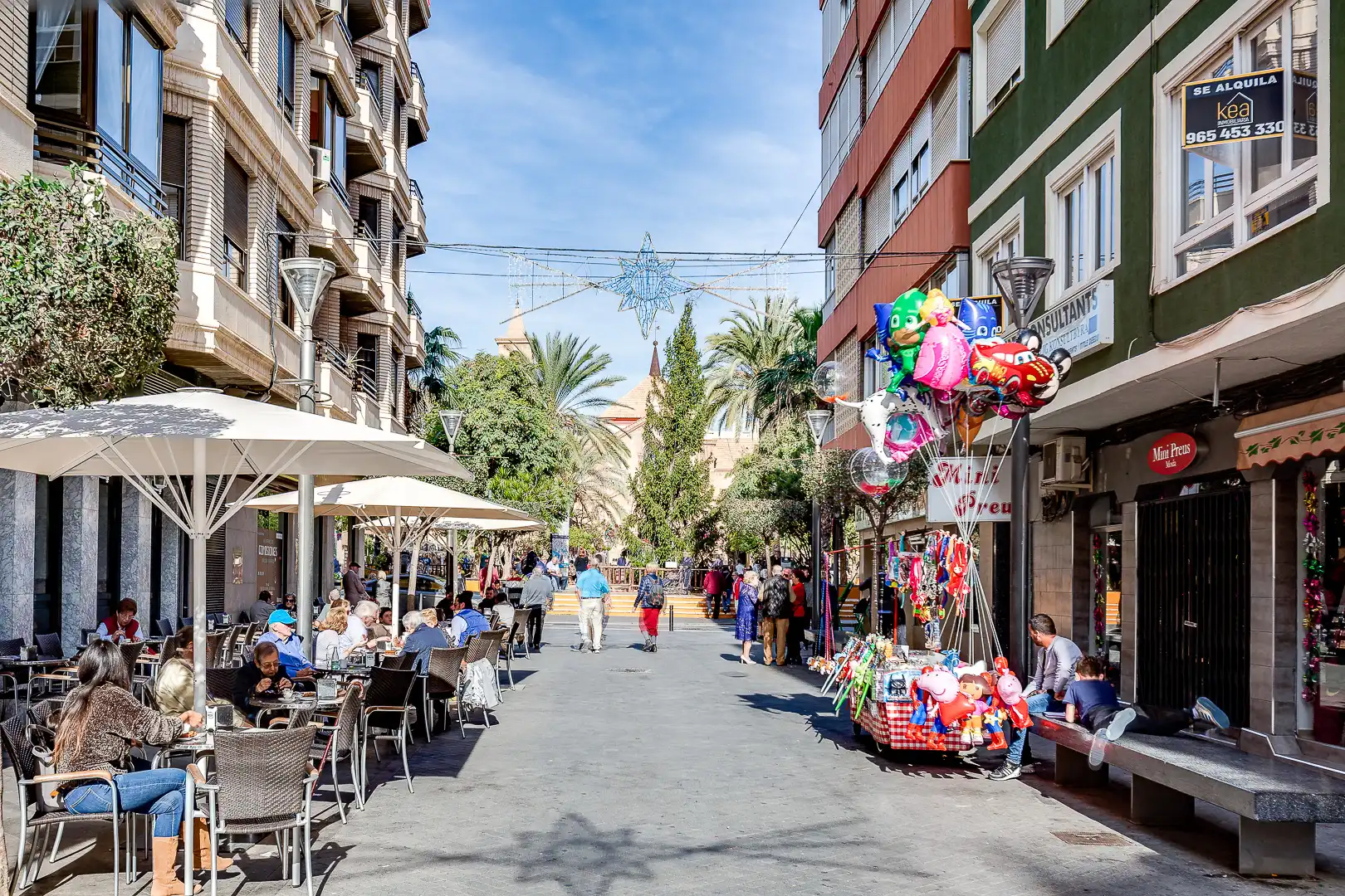 Vista exterior de Estudio de alquiler en Torrevieja con Amueblado, Lavadora y Microondas