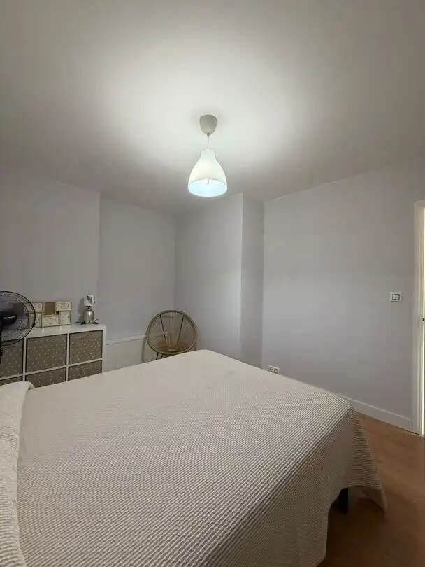 Schlafzimmer von Wohnung zur Miete in Gijón  mit Heizung und Terrasse