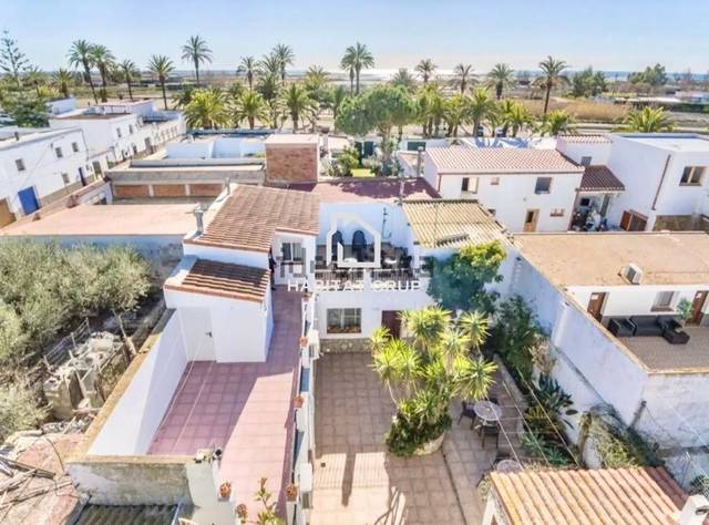 Casa-chalet en Venta en Eucaliptus - Poble Nou del Delta