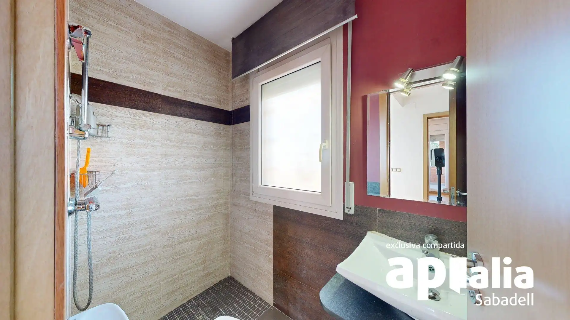 Baño de Casa o chalet en venta en Barberà del Vallès con Calefacción, Jardín privado y Terraza