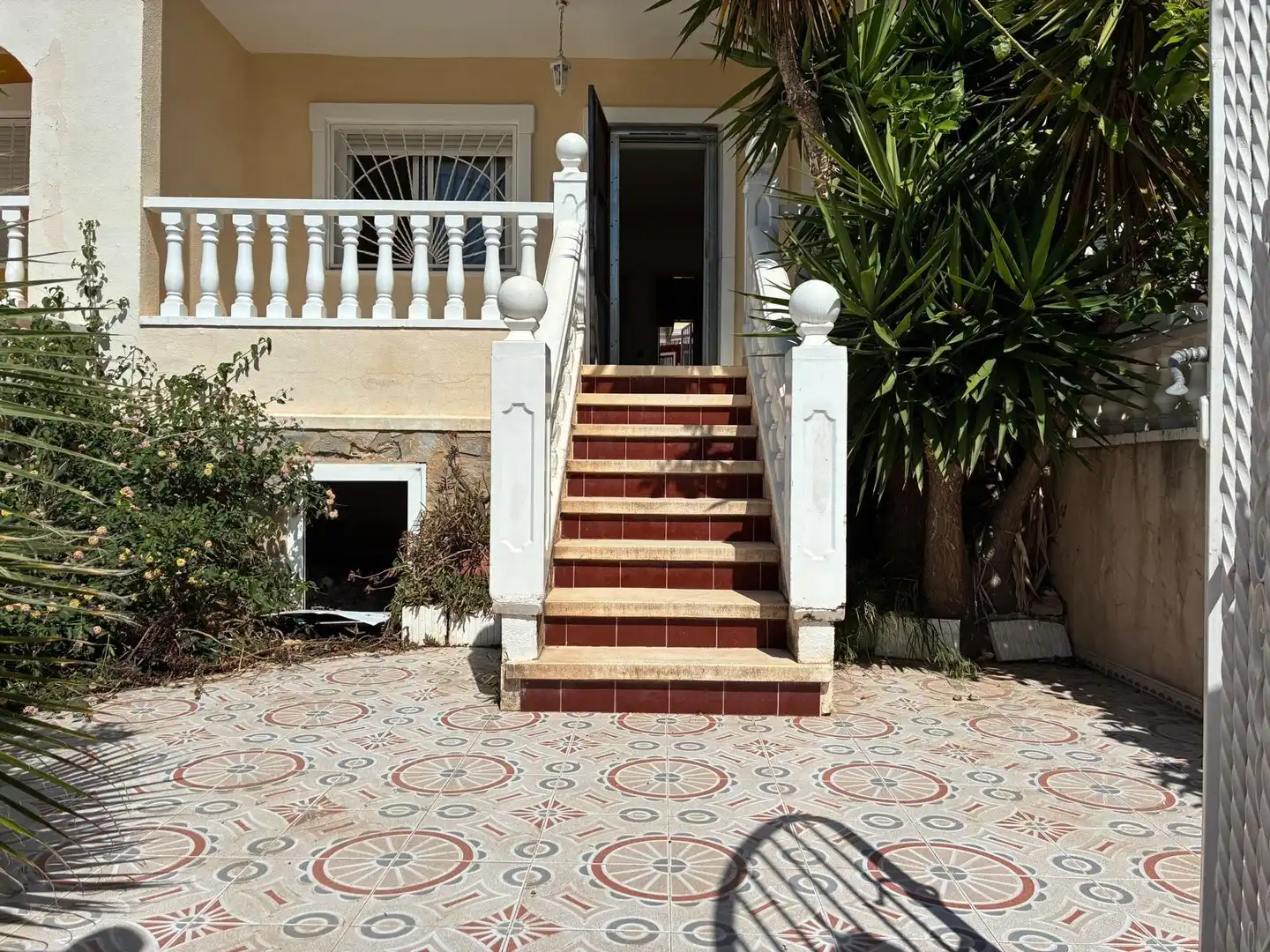 Haus oder Chalet zum Verkauf in Benijófar mit Privatgarten und Gemeinschaftspool