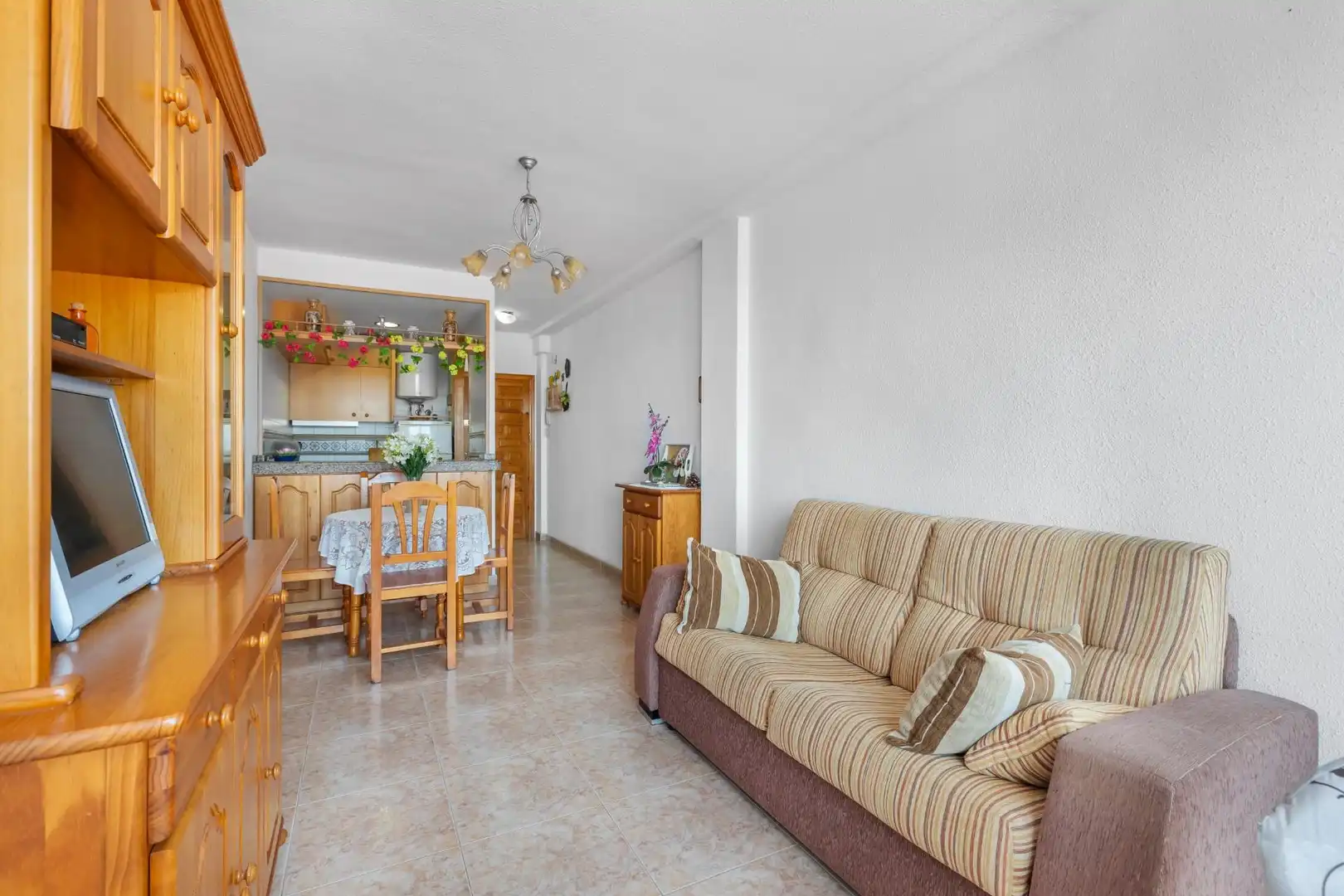 Wohnzimmer von Wohnungen zum Verkauf in Torrevieja mit Möbliert und Balkon
