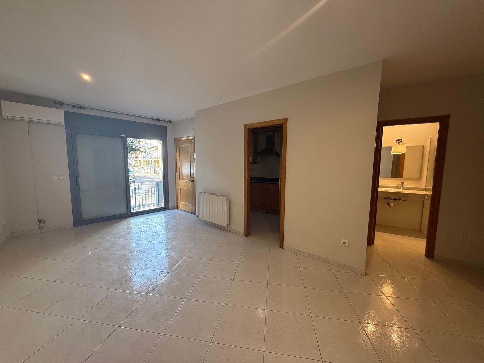 Planta baixa en venda en Girona Capital amb Aire condicionat, Calefacció i Terrassa