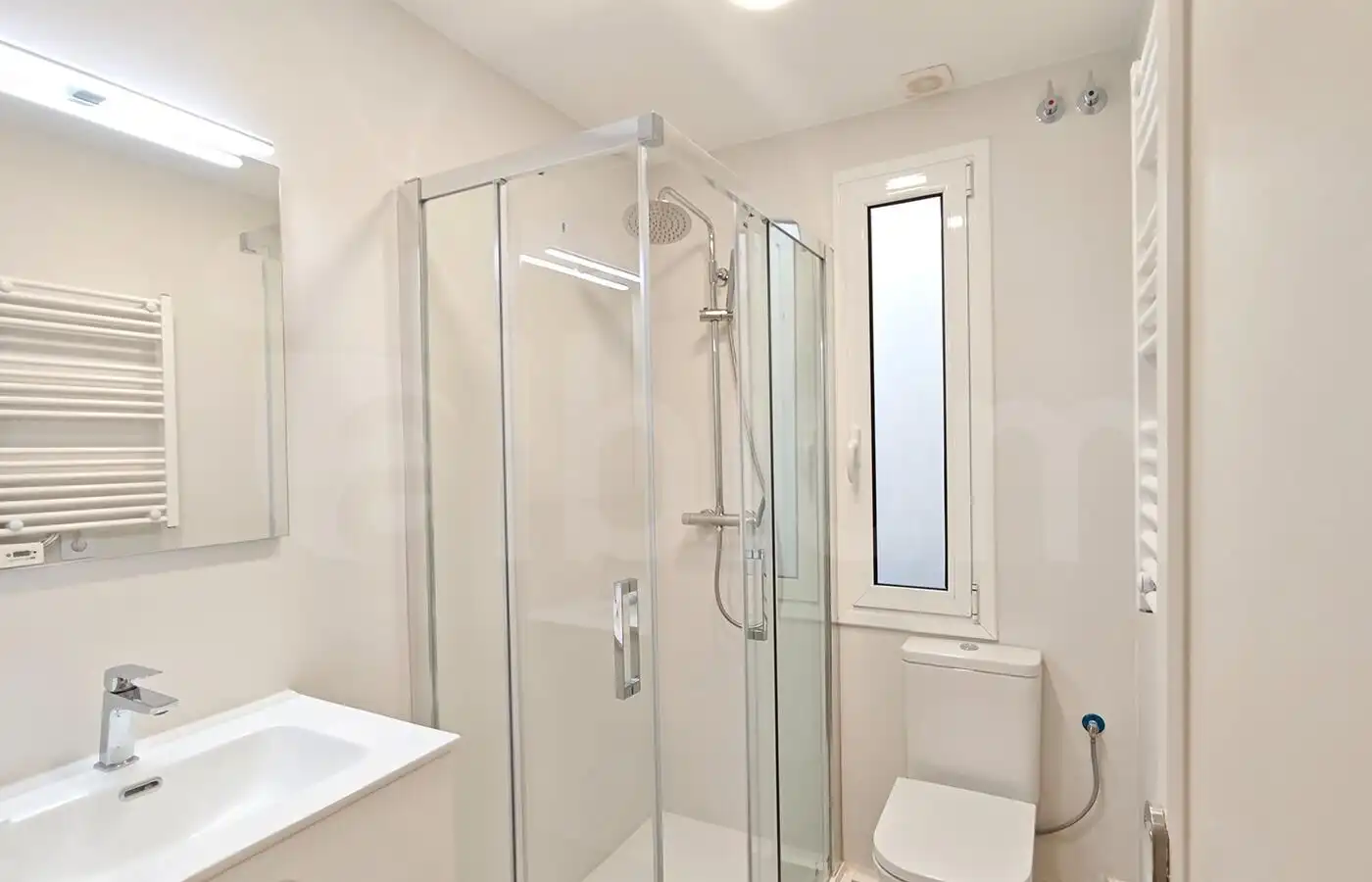 Bathroom of Flat for rent in Gualba  with Heating, Terrace and Furnished