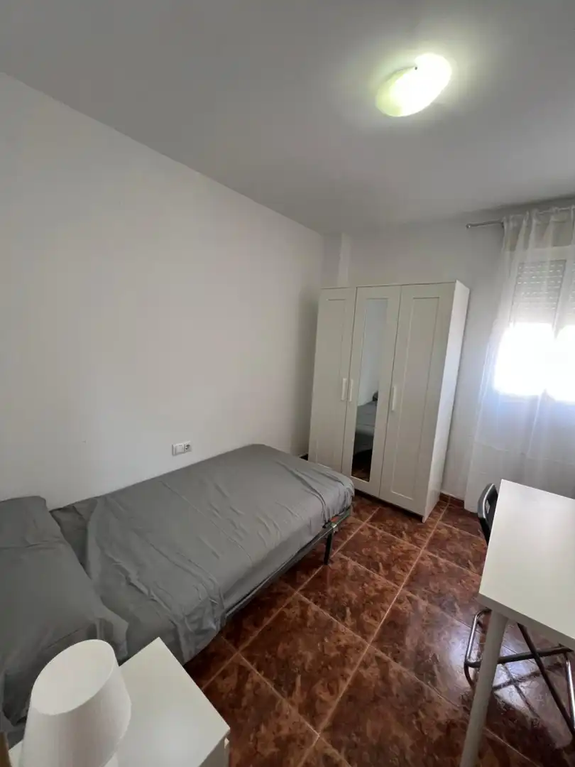 Habitación de Piso de alquiler en Valencia con Terraza