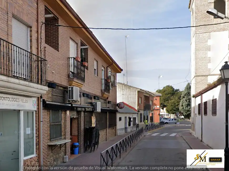 Business premises for sale in Calle Iglesia