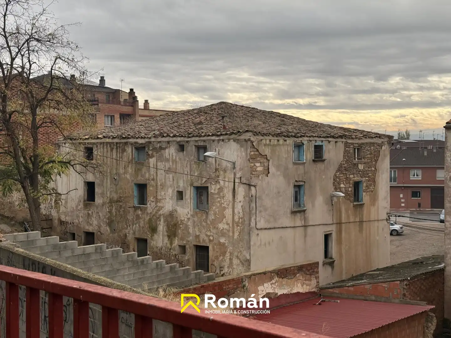 Exterior view of Buildings for sale in Lodosa