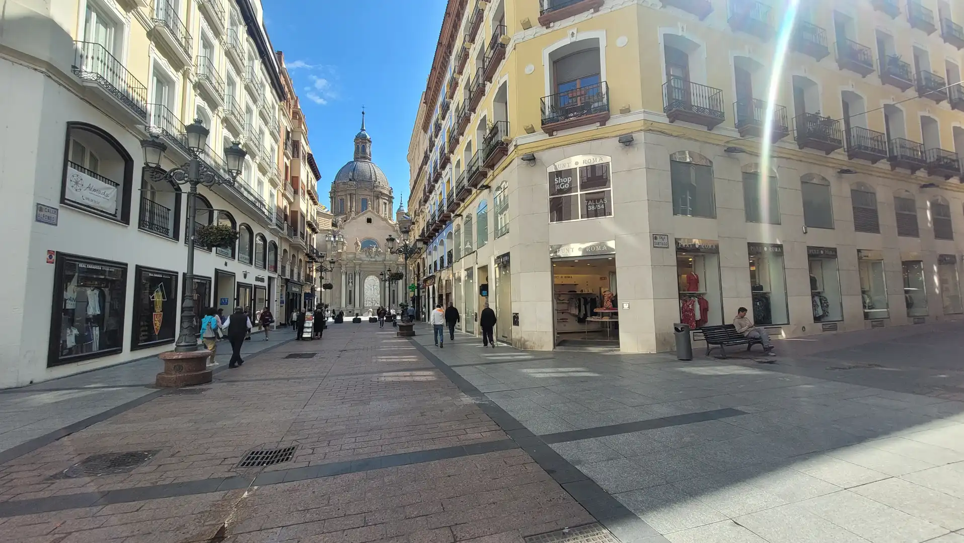 Vista exterior de Local de lloguer en Zaragoza