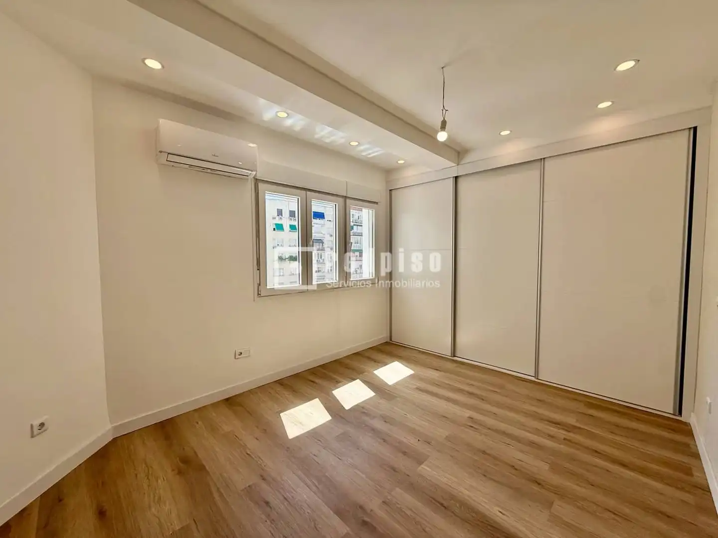 Flat with lift for sale in del Aviador Zorita, imagen 19