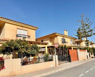 Casa adosada en venda a Calle general bañuls, Bigastro