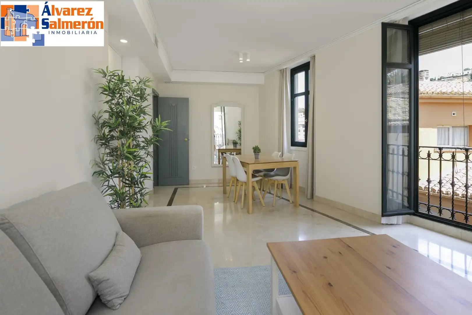 Apartament amb ascensor en venda a Calle Gran Vía de Colón #46 4º, imagen 4