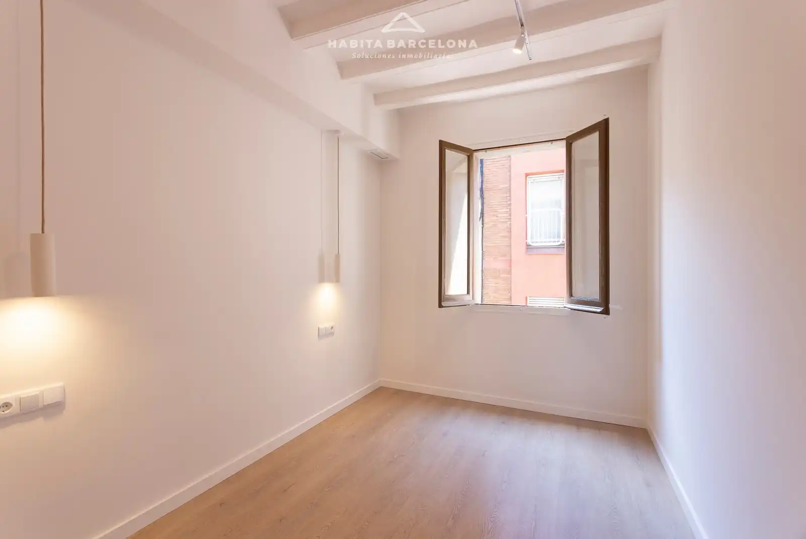 Habitación de Piso en venta en Barcelona con Aire acondicionado, Calefacción y Parquet