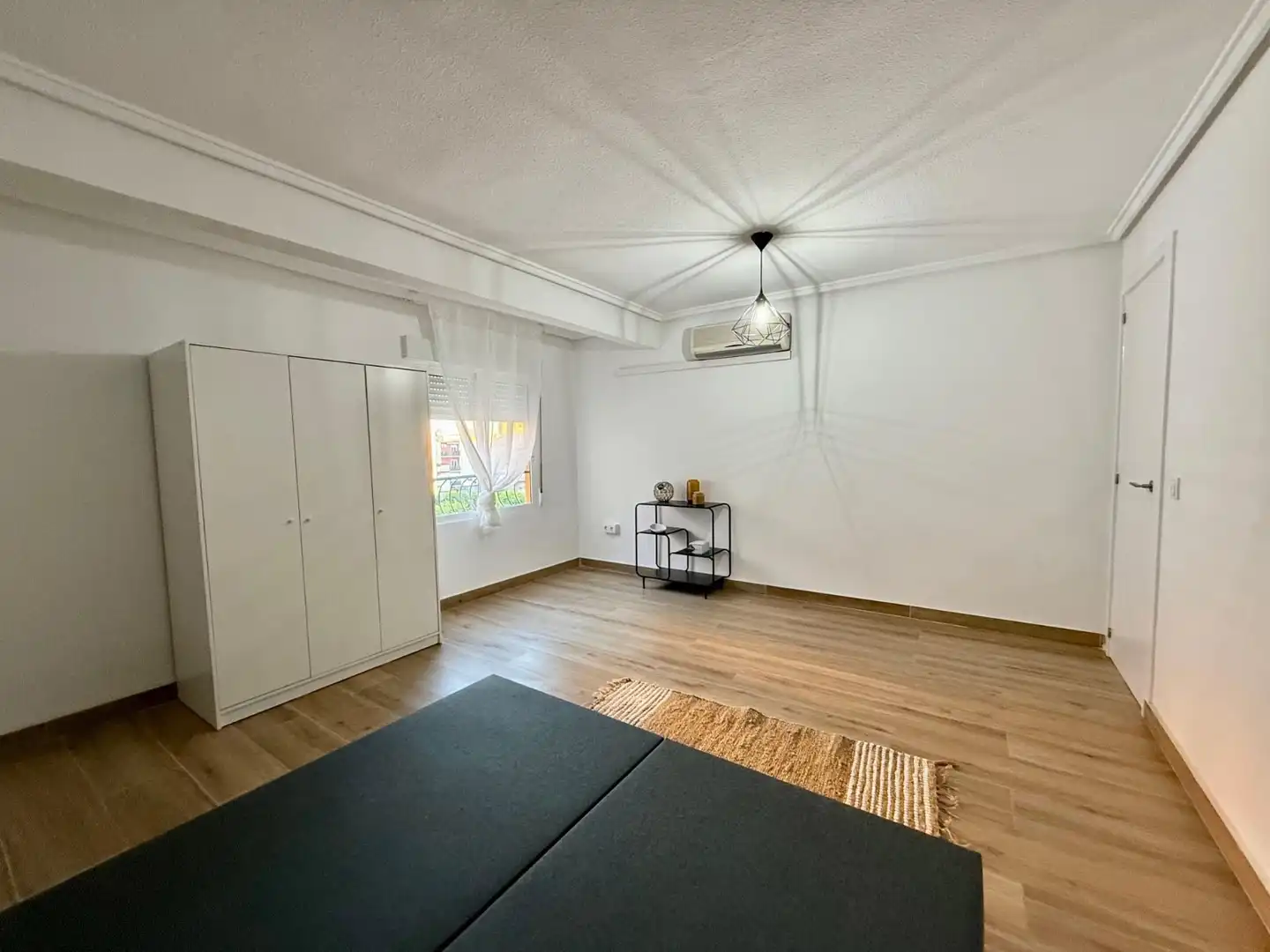 Apartamento en venta en Catral con Lavadora, Microondas y TV