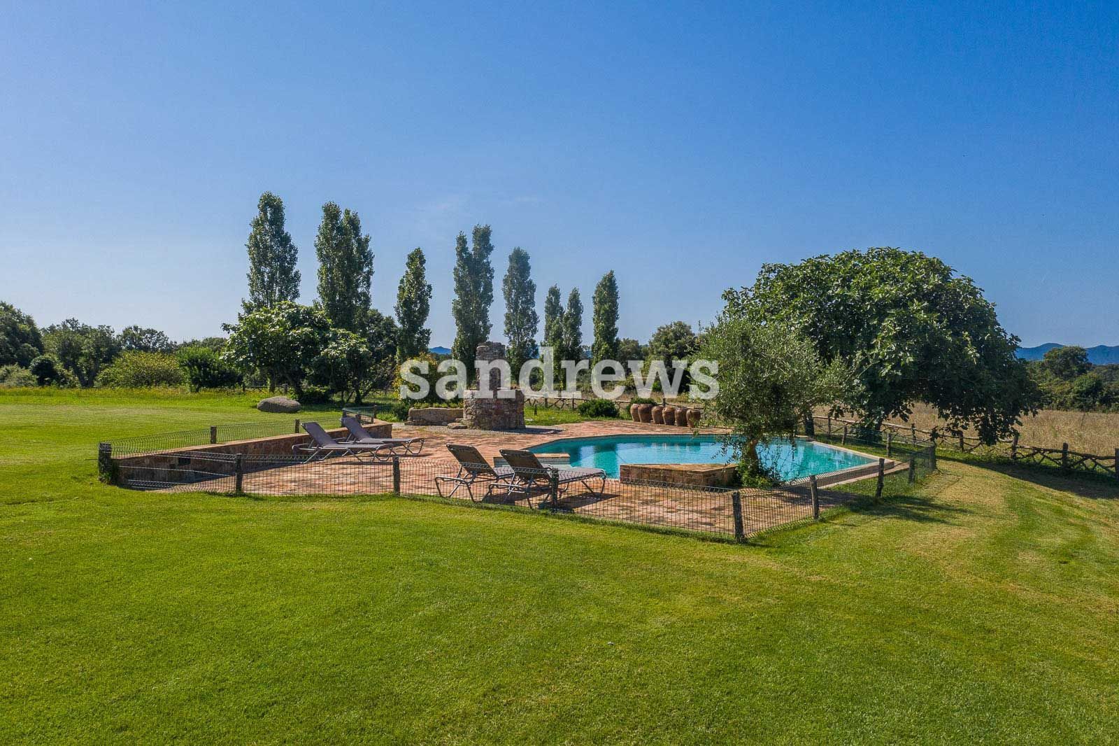 Jardí de Finca rústica en venda en Cassà de la Selva amb Aire condicionat, Calefacció i Jardí privat