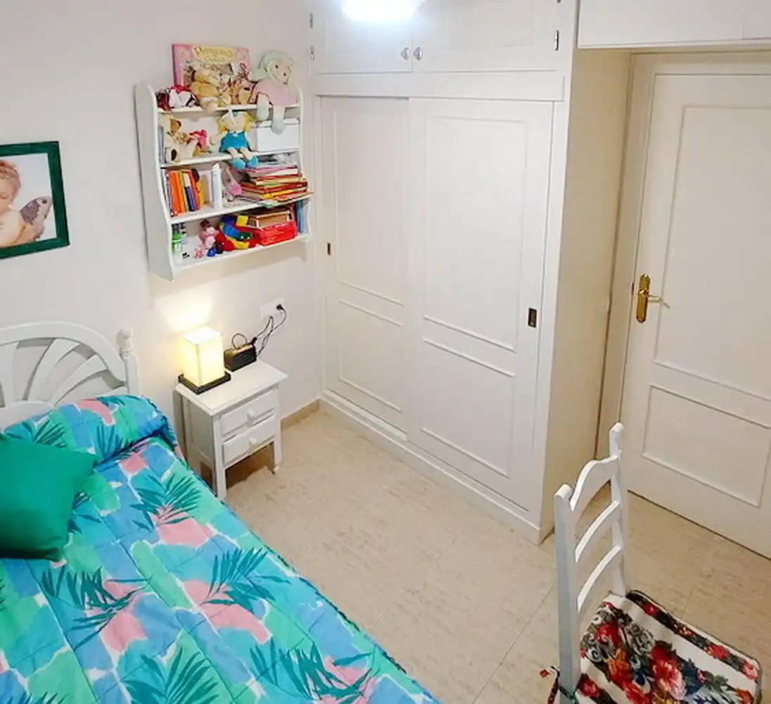 Habitación de Piso de alquiler en Almuñécar con Amueblado