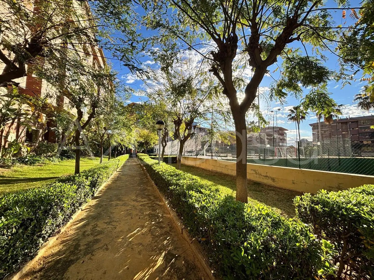 Vista exterior de Pis en venda en Alicante / Alacant amb Calefacció, Terrassa i Traster