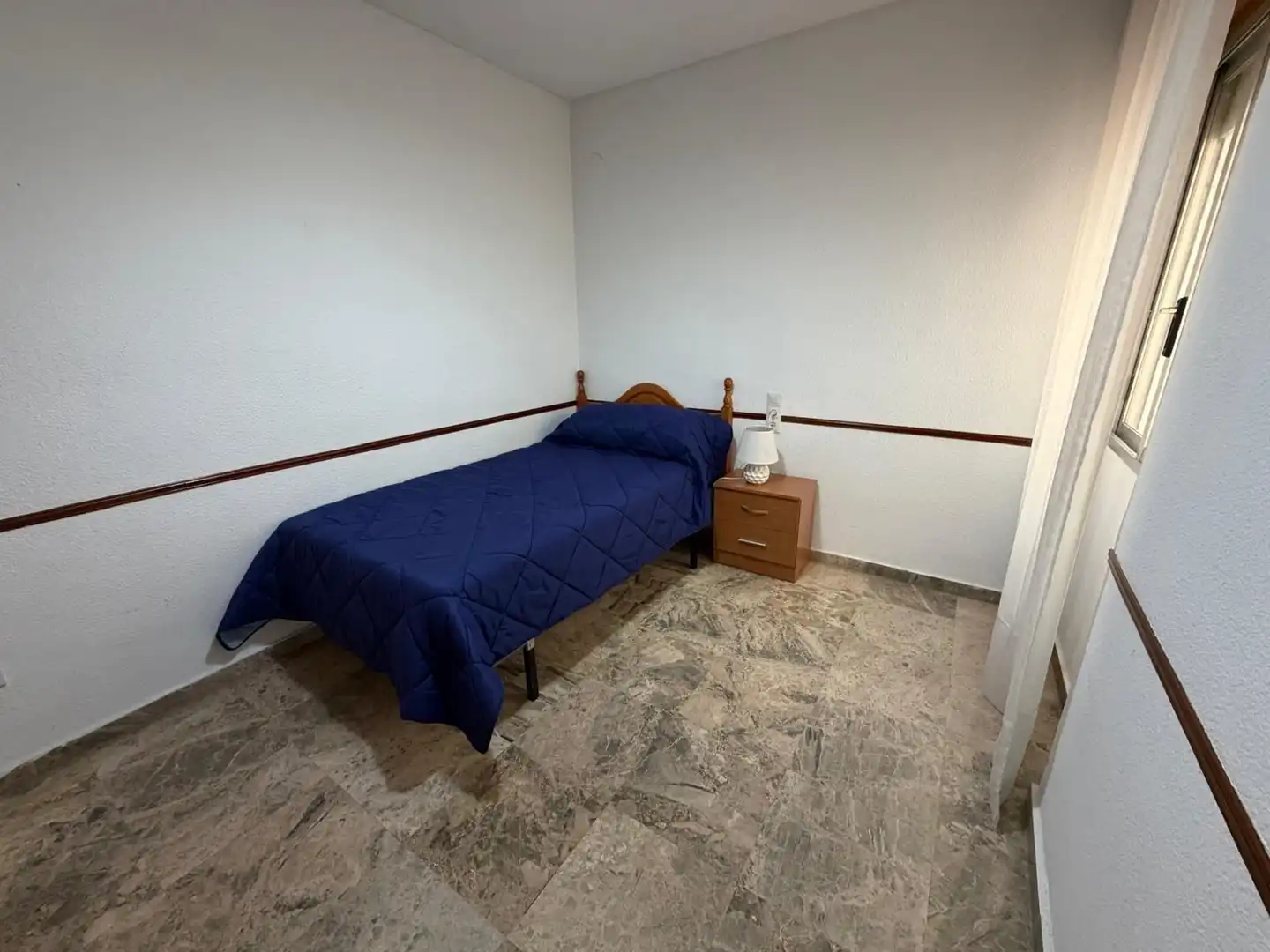 Bedroom of Flat for sale in Córdoba  with Air Conditioner, Heating and Storage room