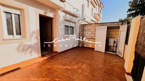 Foto 2 de Casa adosada en venta en Casco urbano, Polop