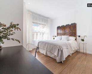 Dormitori de Estudi per a compartir en  Valencia Capital amb Aire condicionat i Terrassa