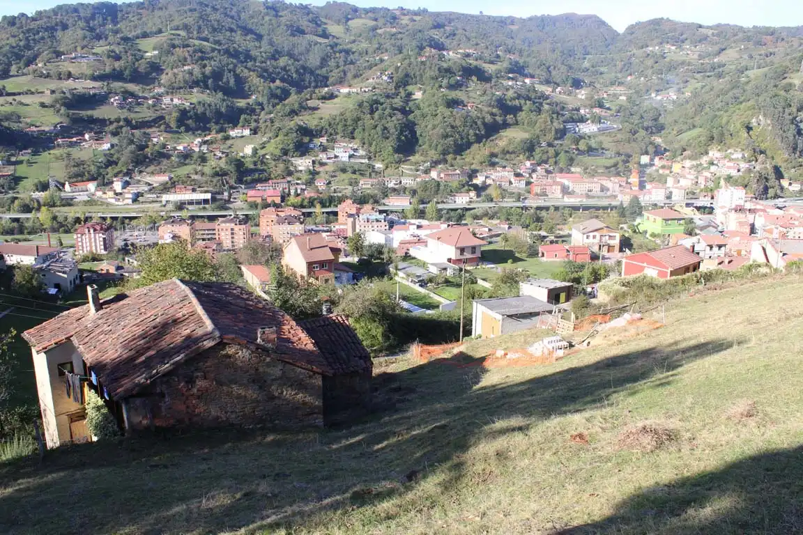 Terreny residencial en venda a San Martín del Rey Aurelio, imagen 3