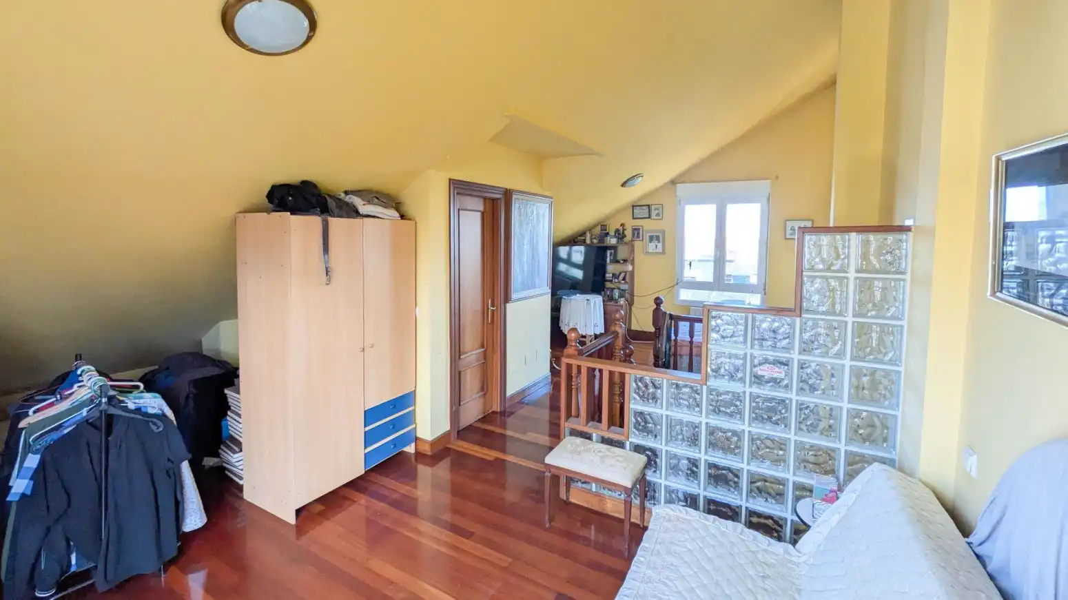 Bedroom of Detached homes for sale in Camargo  with Heating, Parquet flooring and Terrace