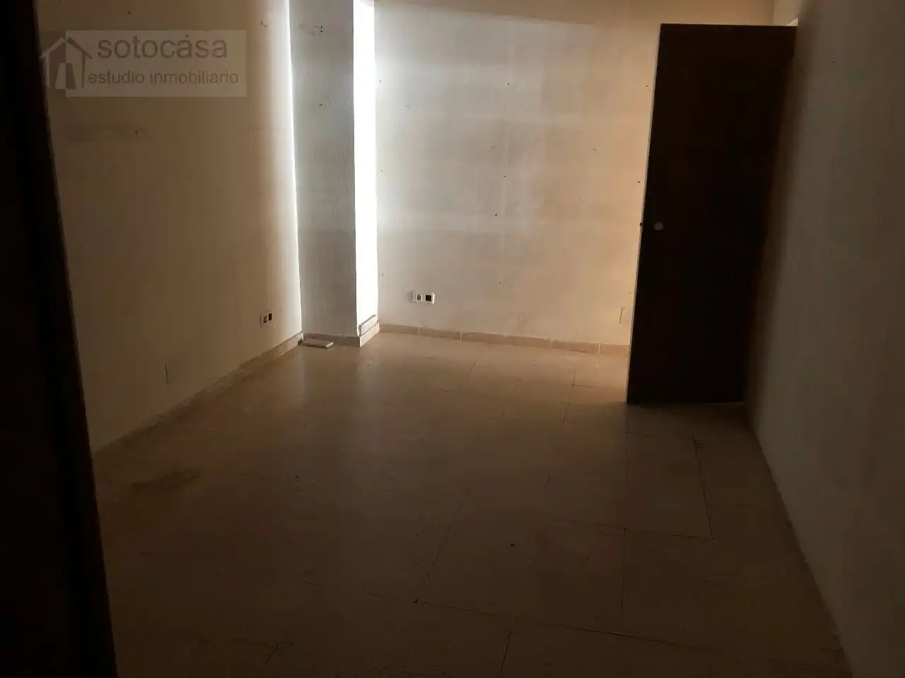 Local en venda en Cistérniga