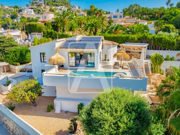 Detached house with pool for sale in La Viña - Montemar - San Jaime