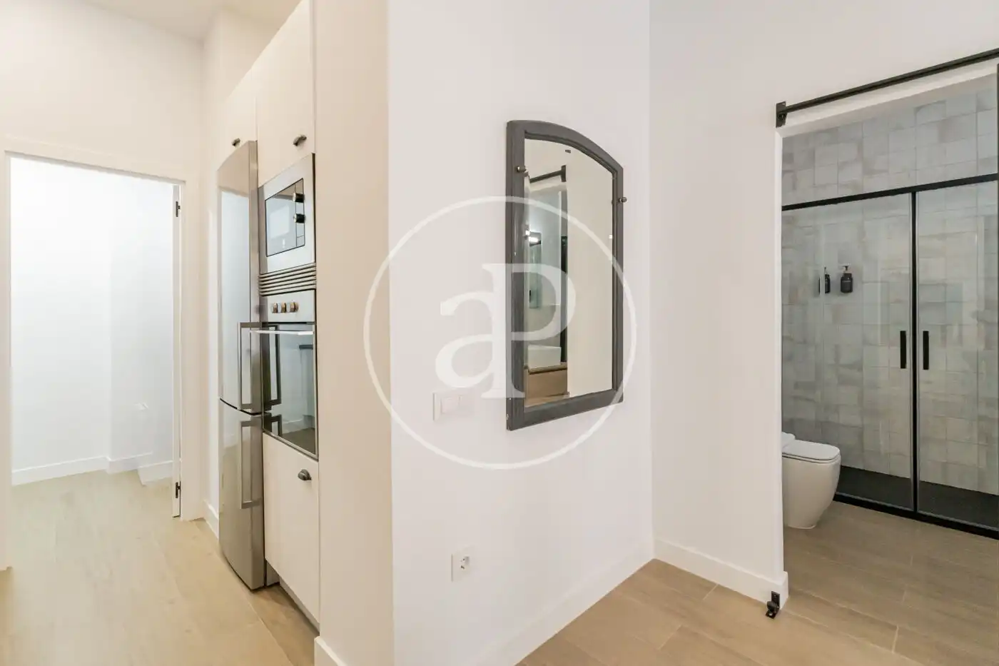 Flat for rent in Madrid  with Air Conditioner, Heating and Furnished