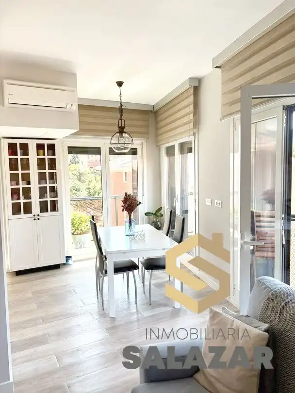 Comedor de Piso en venta en Bilbao  con Calefacción, Terraza y Trastero
