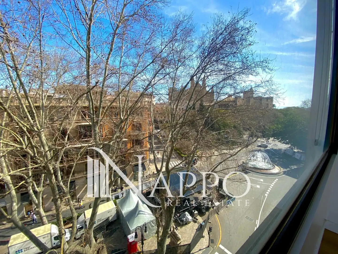 Vista exterior de Oficina en venda en  Palma de Mallorca amb Aire condicionat, Calefacció i Moblat