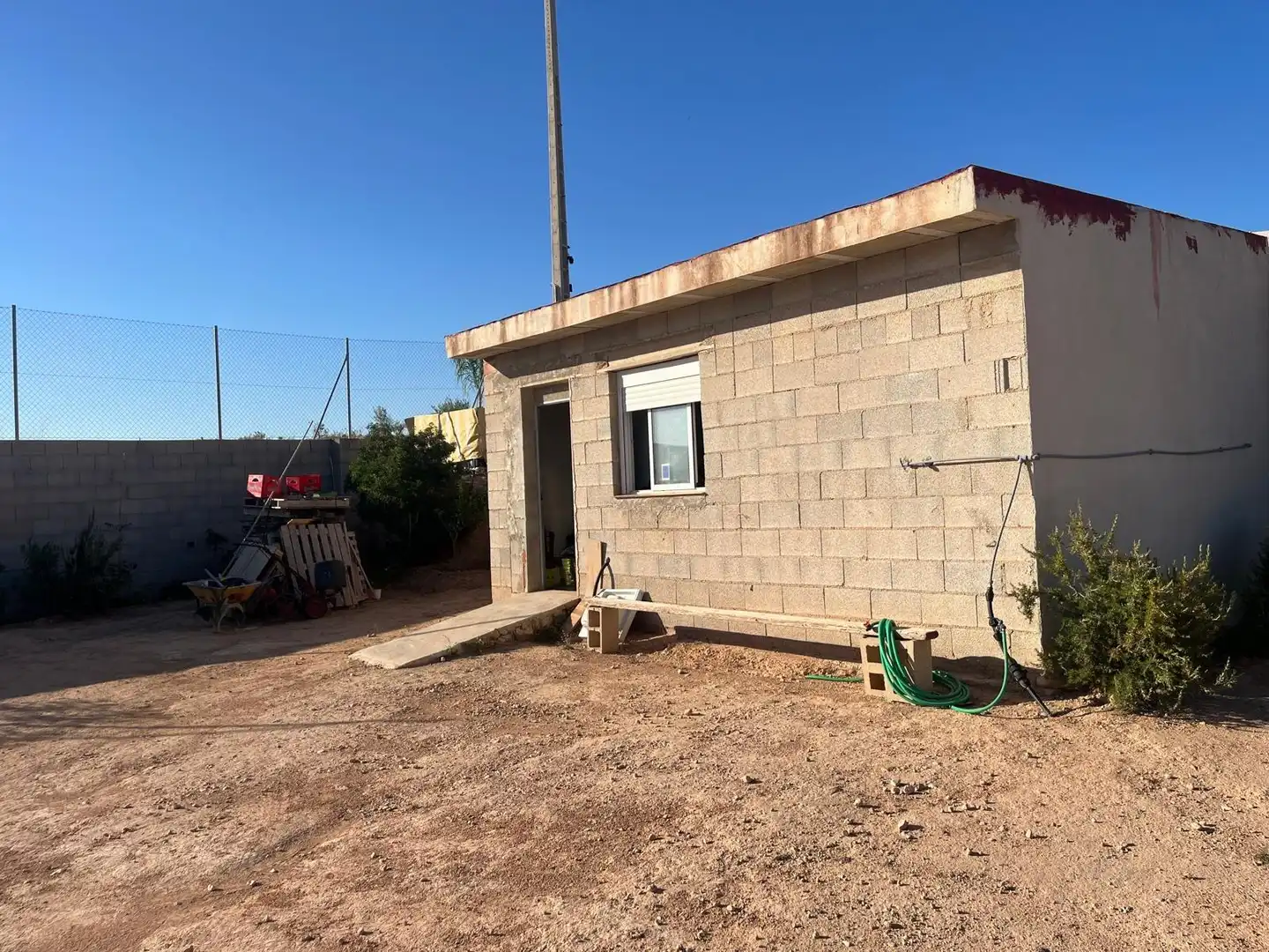 Vista exterior de Casa o xalet en venda en Orihuela amb Jardí privat, Terrassa i Traster