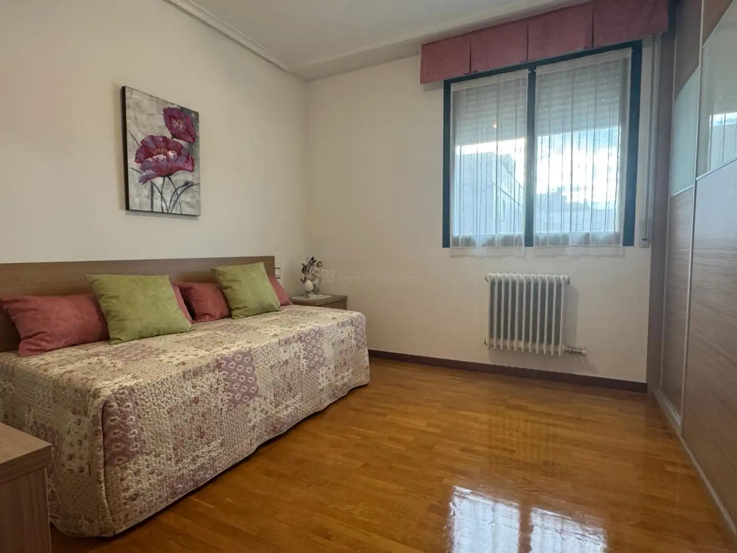 Bedroom of Flat for sale in  Logroño  with Heating, Parquet flooring and Storage room