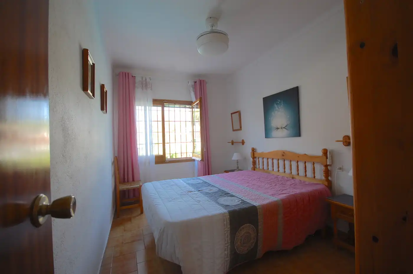 Dormitori de Casa adosada en venda en L'Escala amb Terrassa, Moblat i Forn