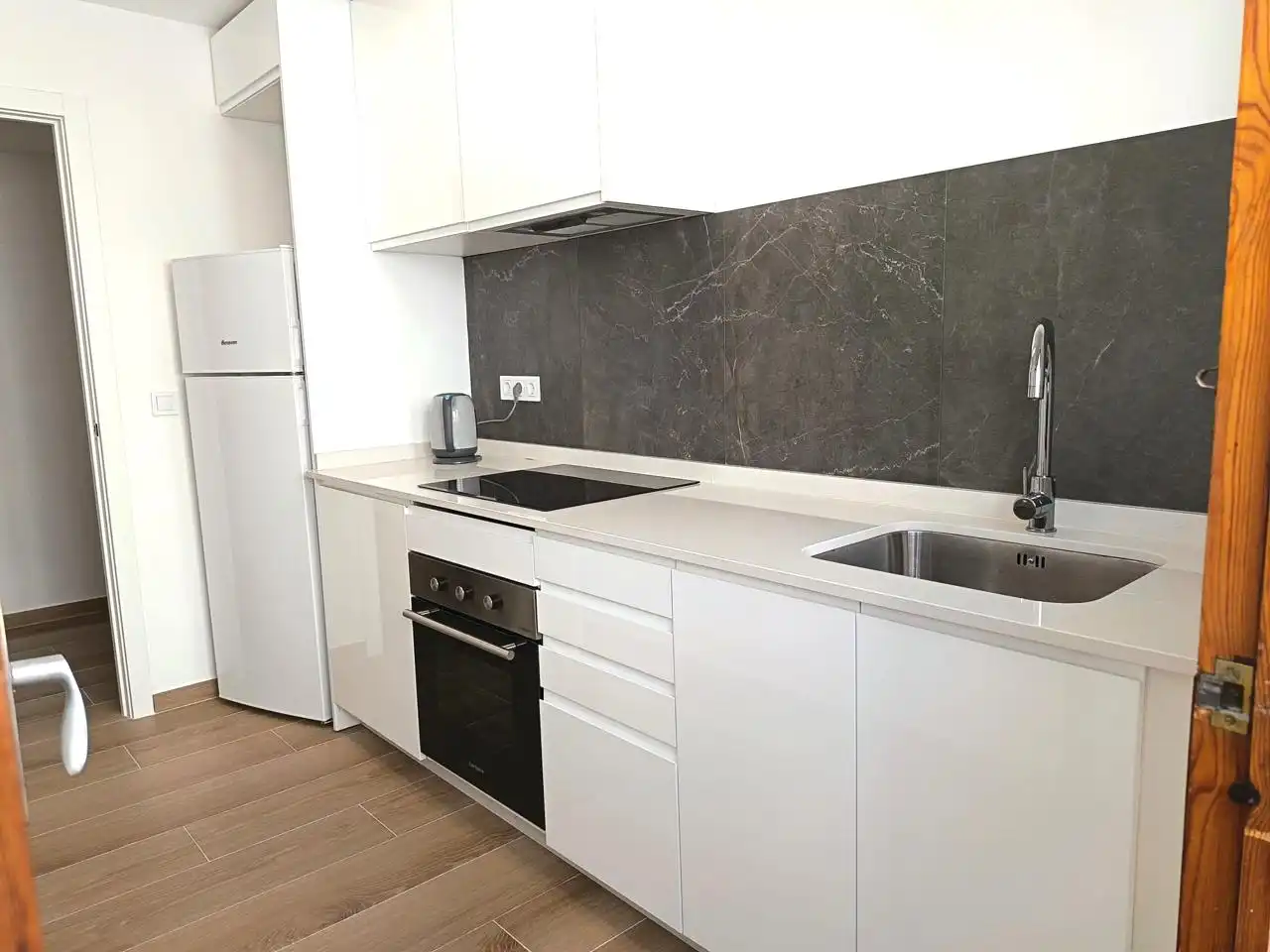 Cuina de Pis en venda en Oliva amb Aire condicionat