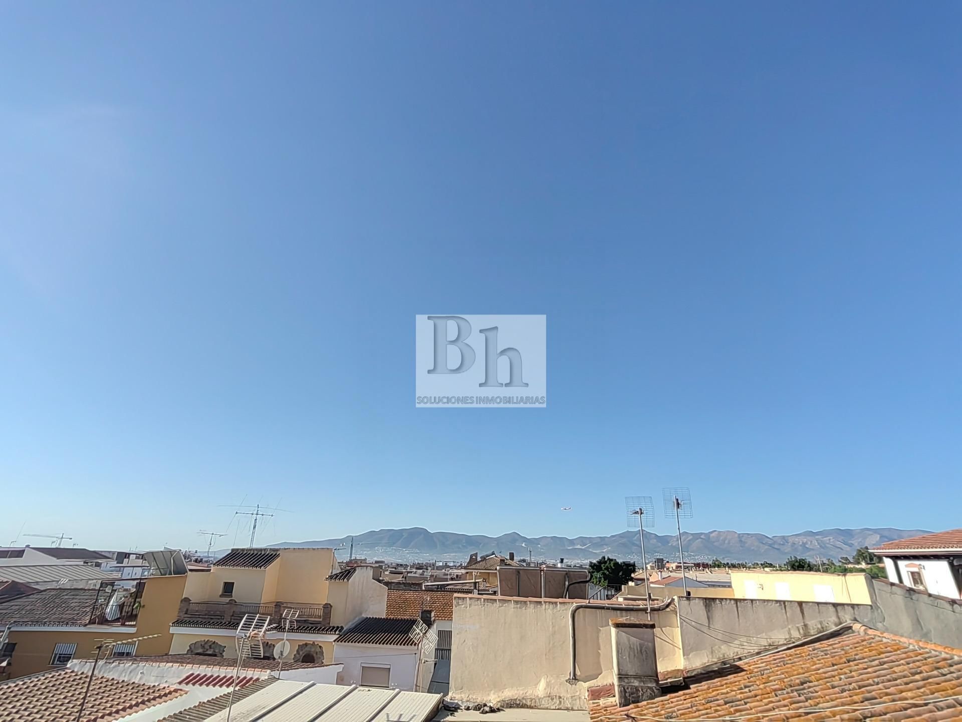 Vista exterior de Dúplex en venta en Málaga Capital con Aire acondicionado, Terraza y Trastero