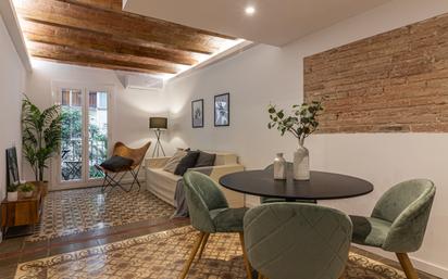 Living room of Flat for sale in  Barcelona Capital  with Air Conditioner and Balcony