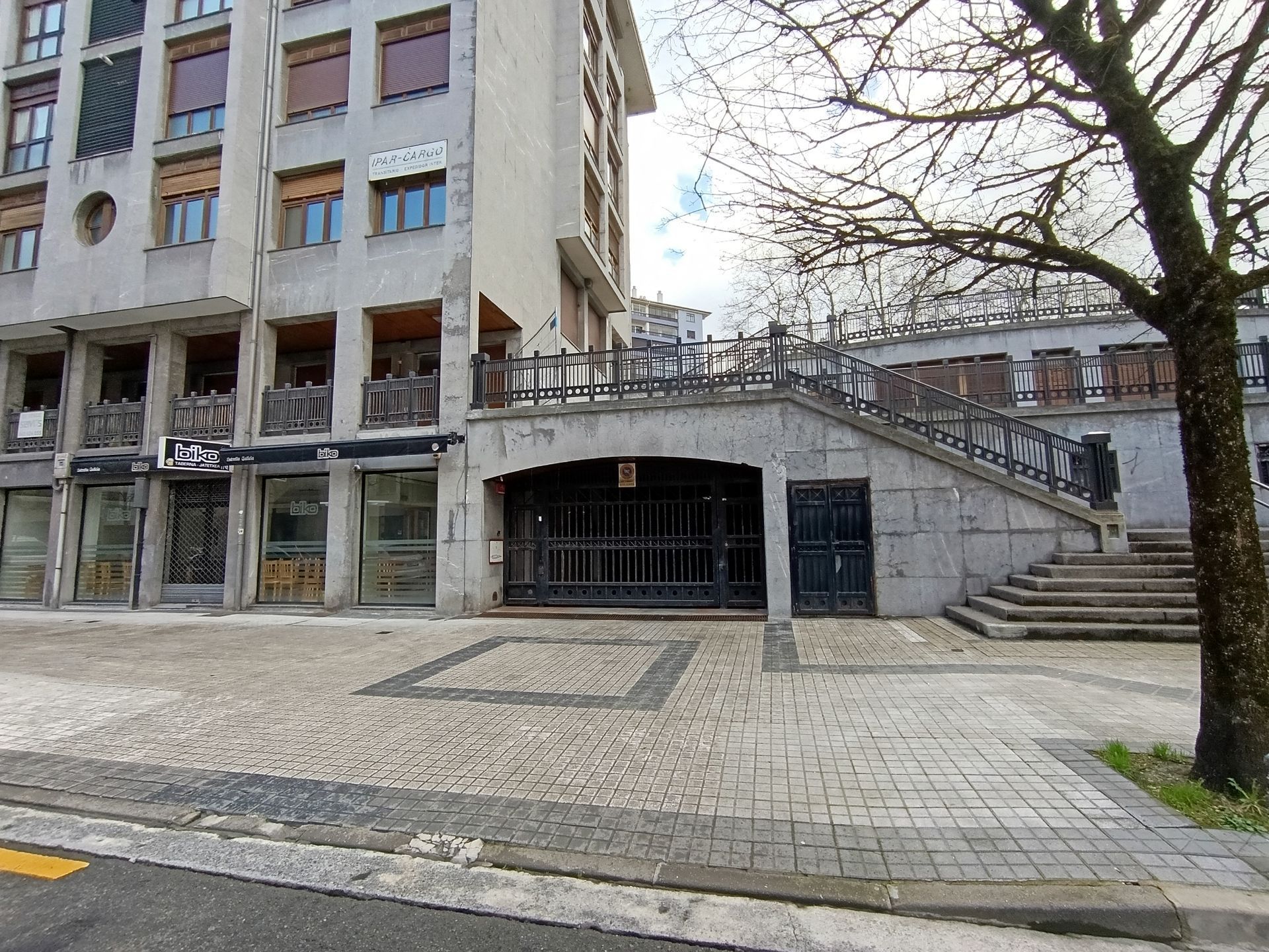 Außenansicht von Garage zum Verkauf in Irun 