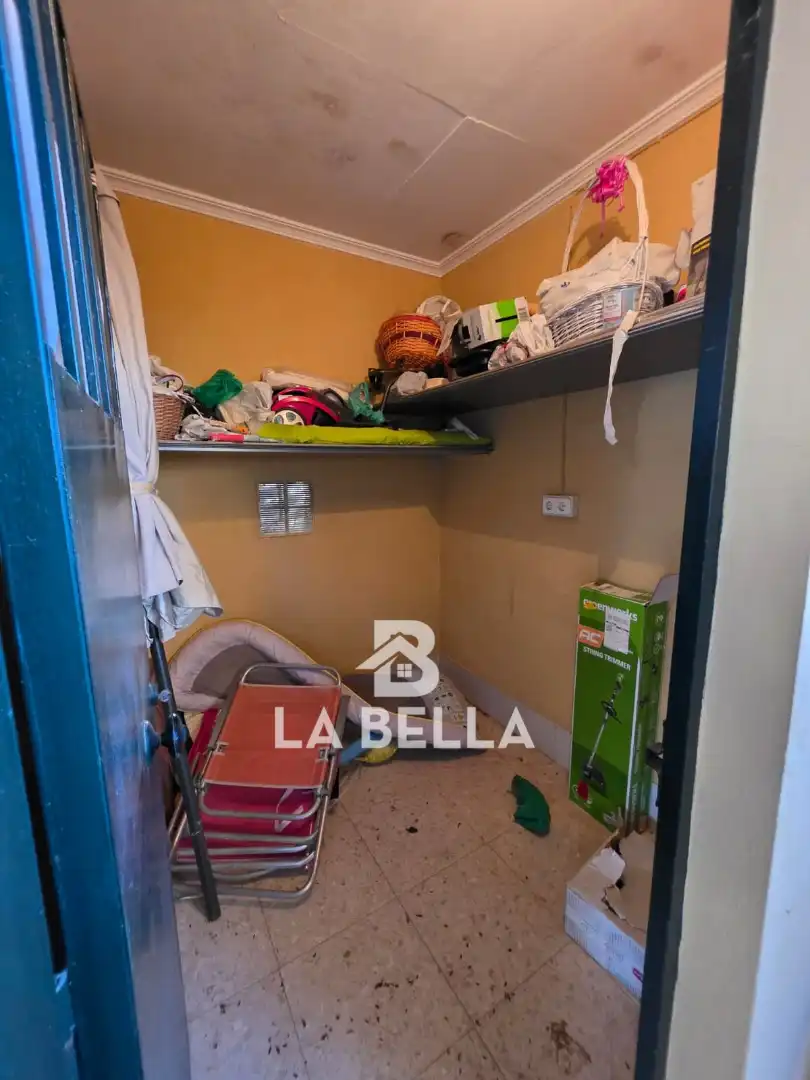 Casa o xalet en venda en Coria del Río amb Aire condicionat, Jardí privat i Traster
