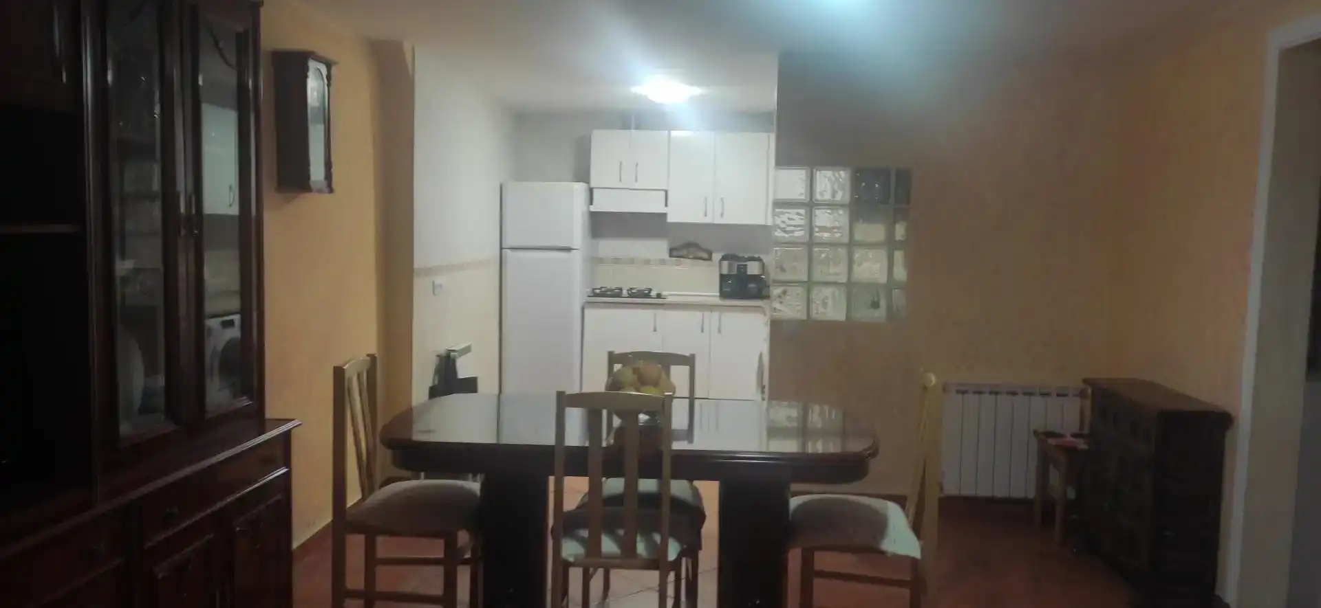Cuina de Casa adosada en venda en Frumales amb Moblat, Rentadora i Microones