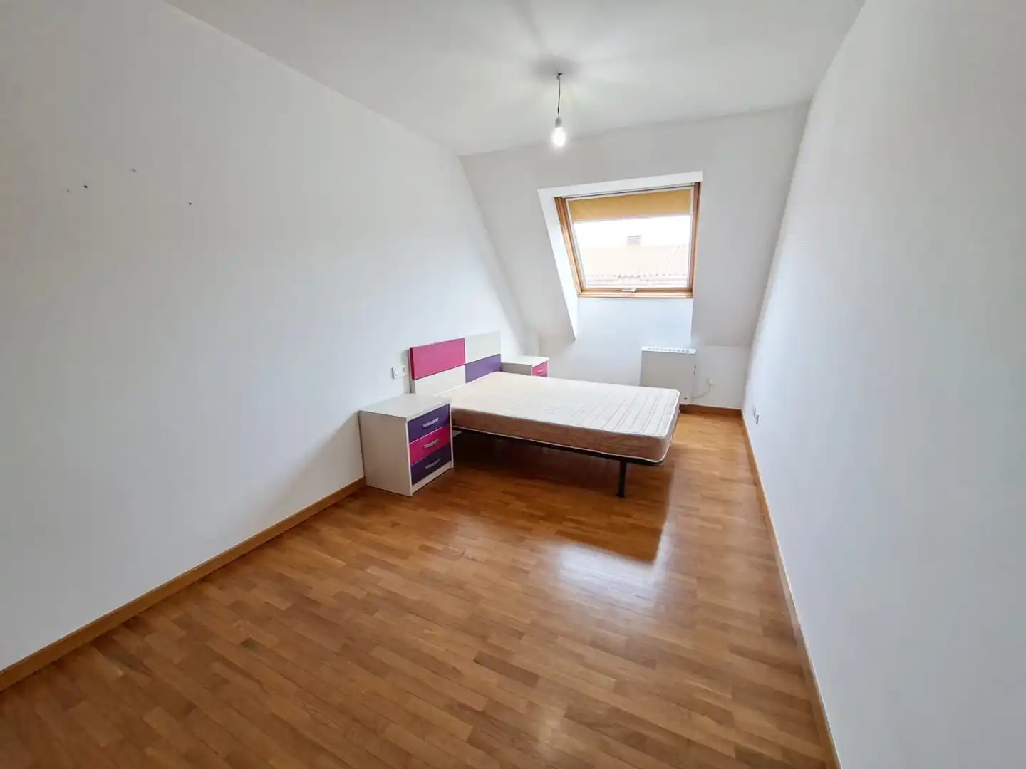 Habitación de Ático en venta en Ribeira con Calefacción, Terraza y Trastero