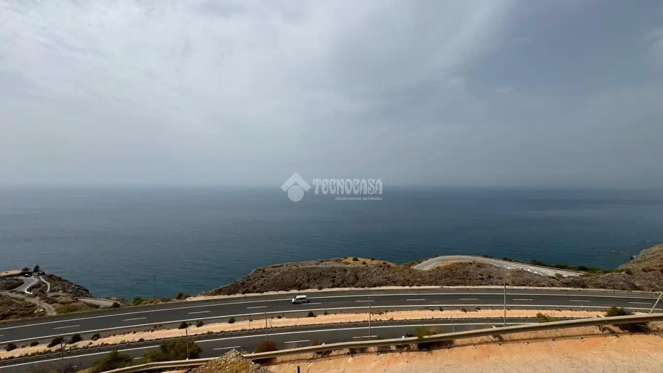 Terreno en venta en Albuñol