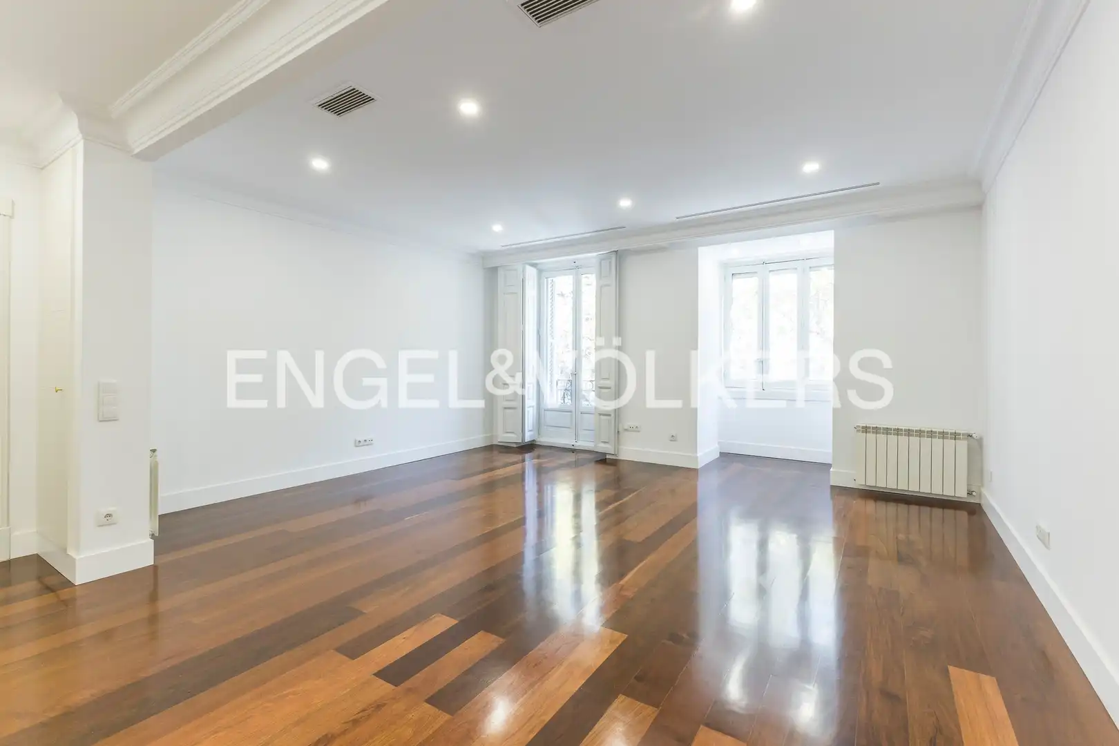 Wohnzimmer von Wohnung zur Miete in Madrid mit Klimaanlage, Heizung und Balkon