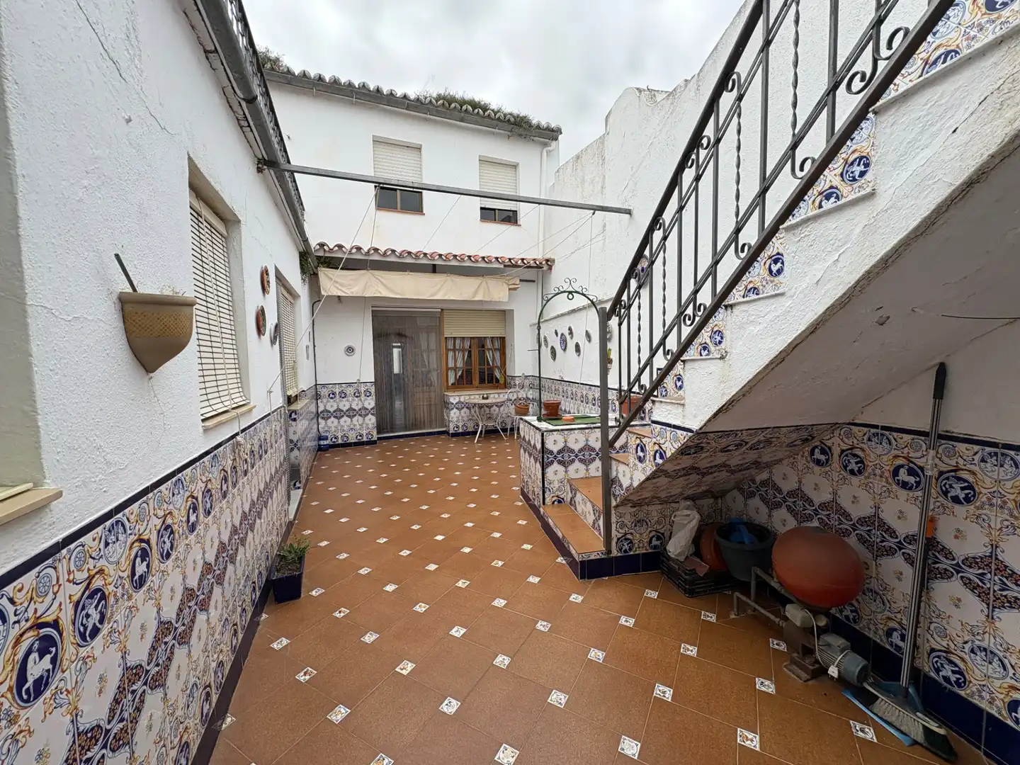 Houses for sale in Berlanga  with Air Conditioner, Terrace and Furnished