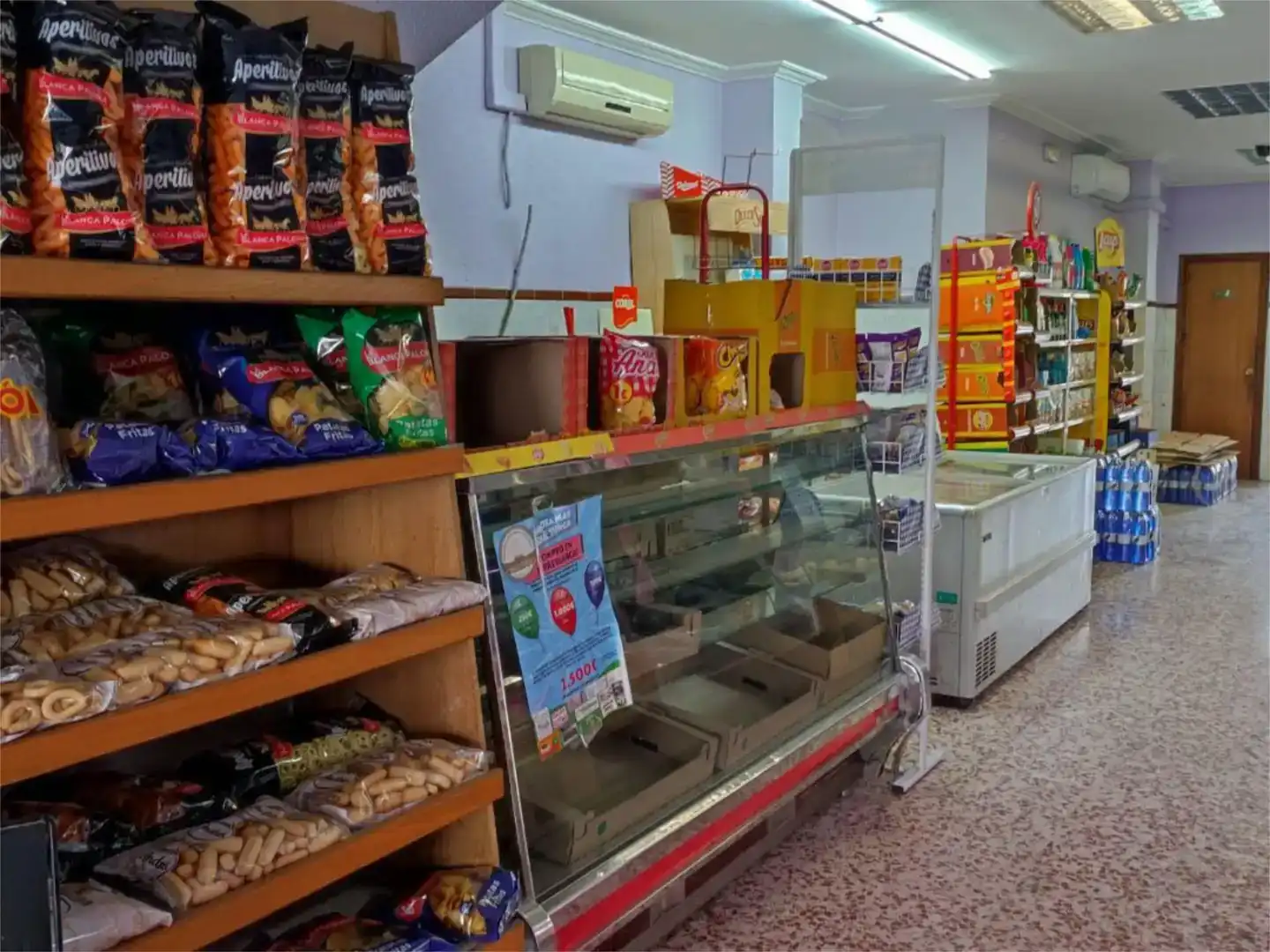Local de lloguer en Este - Alcosa- Torreblanca