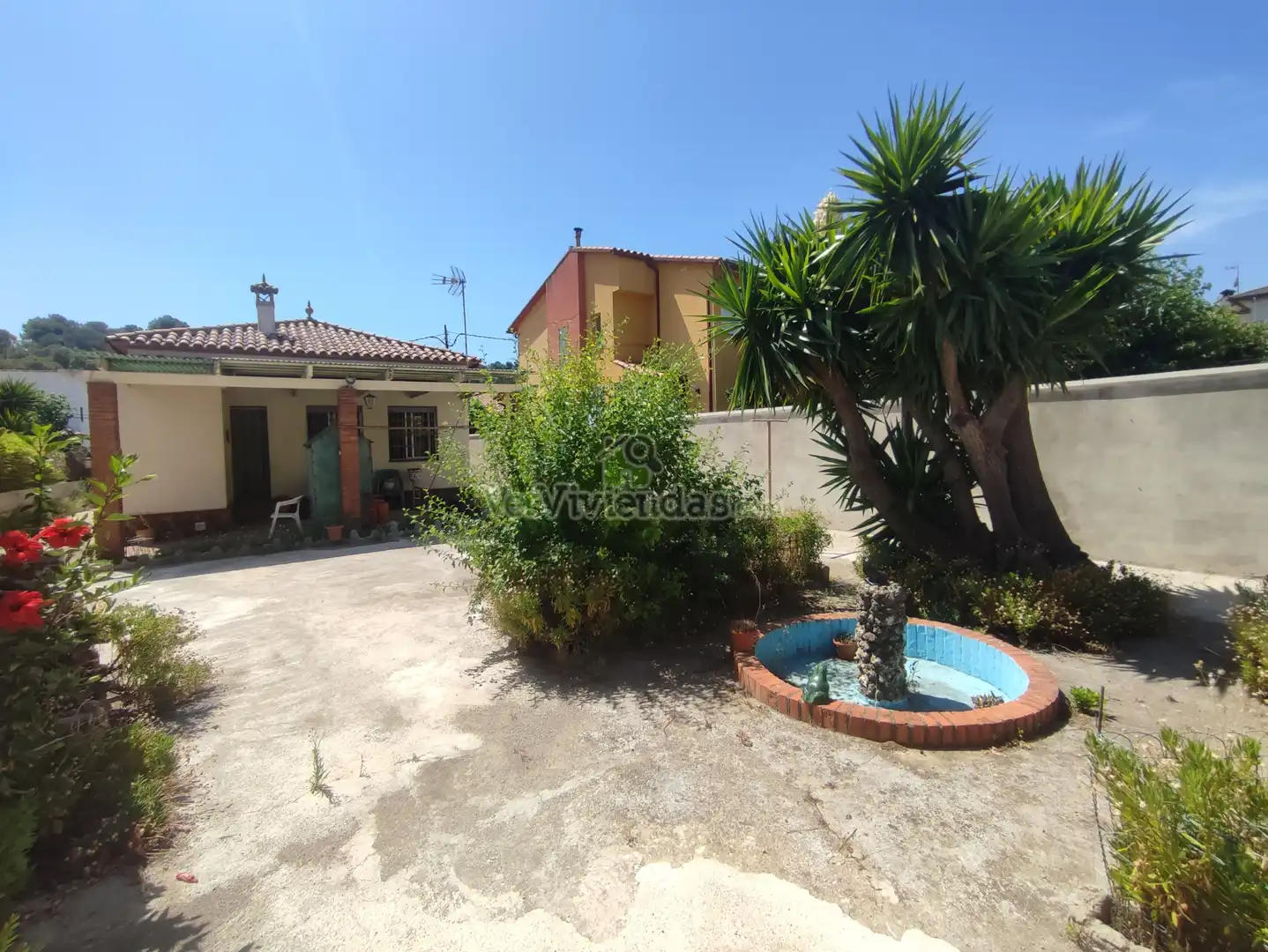 Vista exterior de Casa o xalet en venda en Sant Andreu de la Barca amb Calefacció, Jardí privat i Terrassa